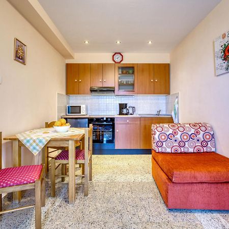 Apartment Marija-1 Lovran Bagian luar foto